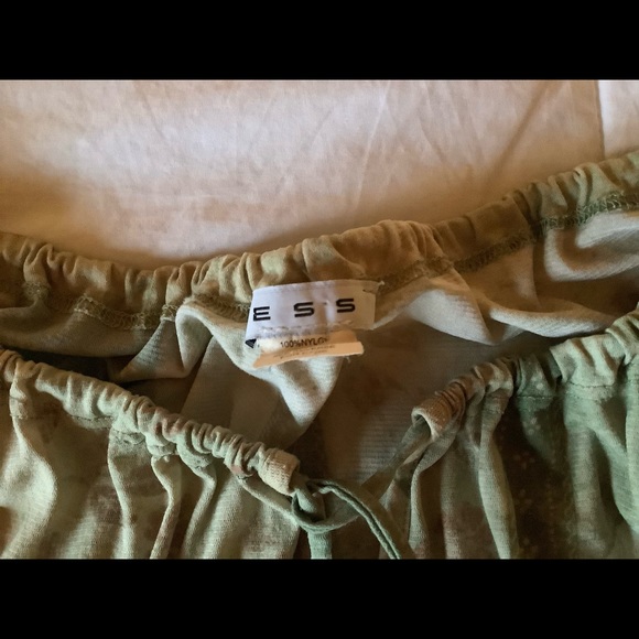 E.S.S. Ladies Nylon Top - Picture 3 of 4